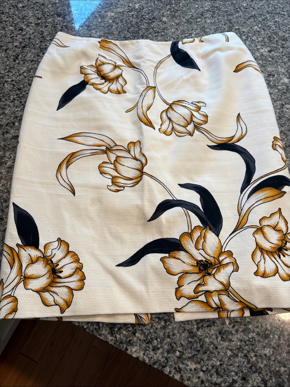 White House Black Market Cream Pencil Skirt with Black and Gold Floral Print